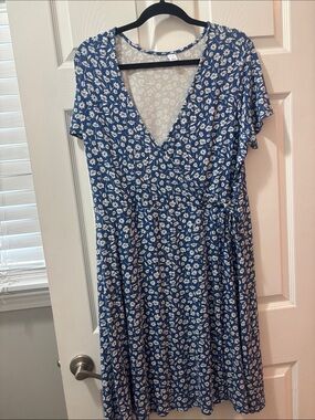 Old Navy Blue Floral Wrap Dress